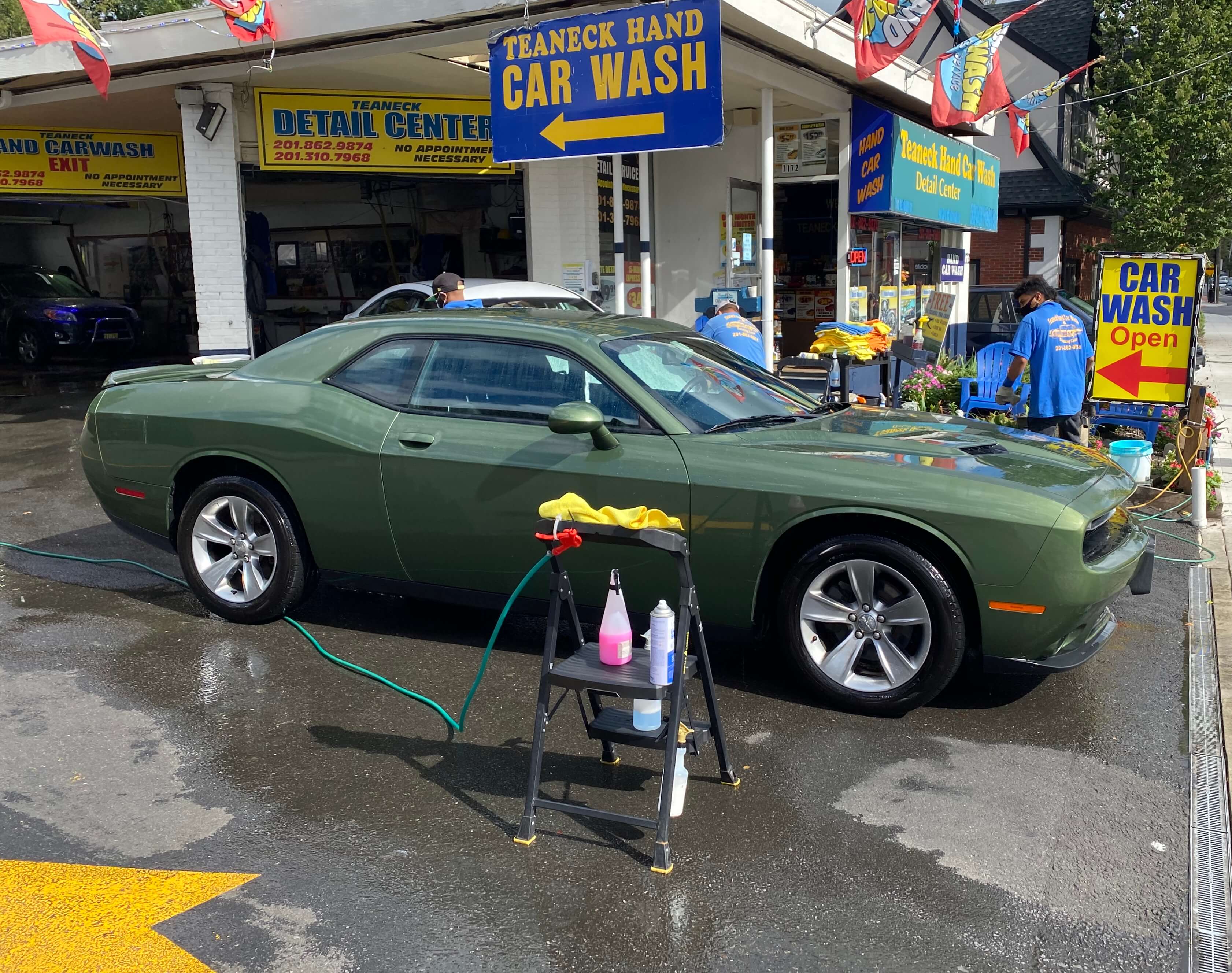 Hand wash process showing equipment and technique at Teaneck